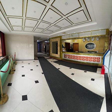 Zolotoi Drakon Hotel Αλμάτι Εξωτερικό φωτογραφία