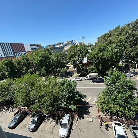 Zolotoi Drakon Hotel Αλμάτι Εξωτερικό φωτογραφία