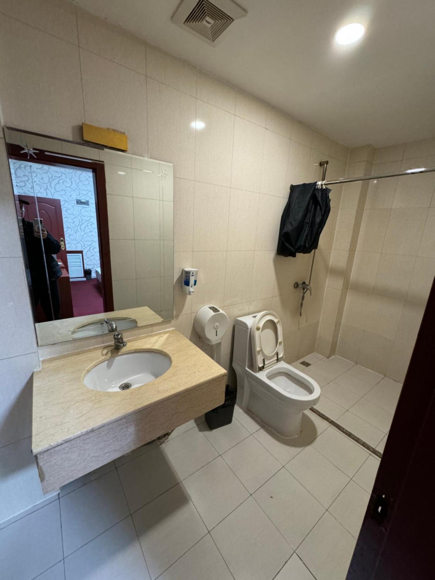 Zolotoi Drakon Hotel Αλμάτι Εξωτερικό φωτογραφία