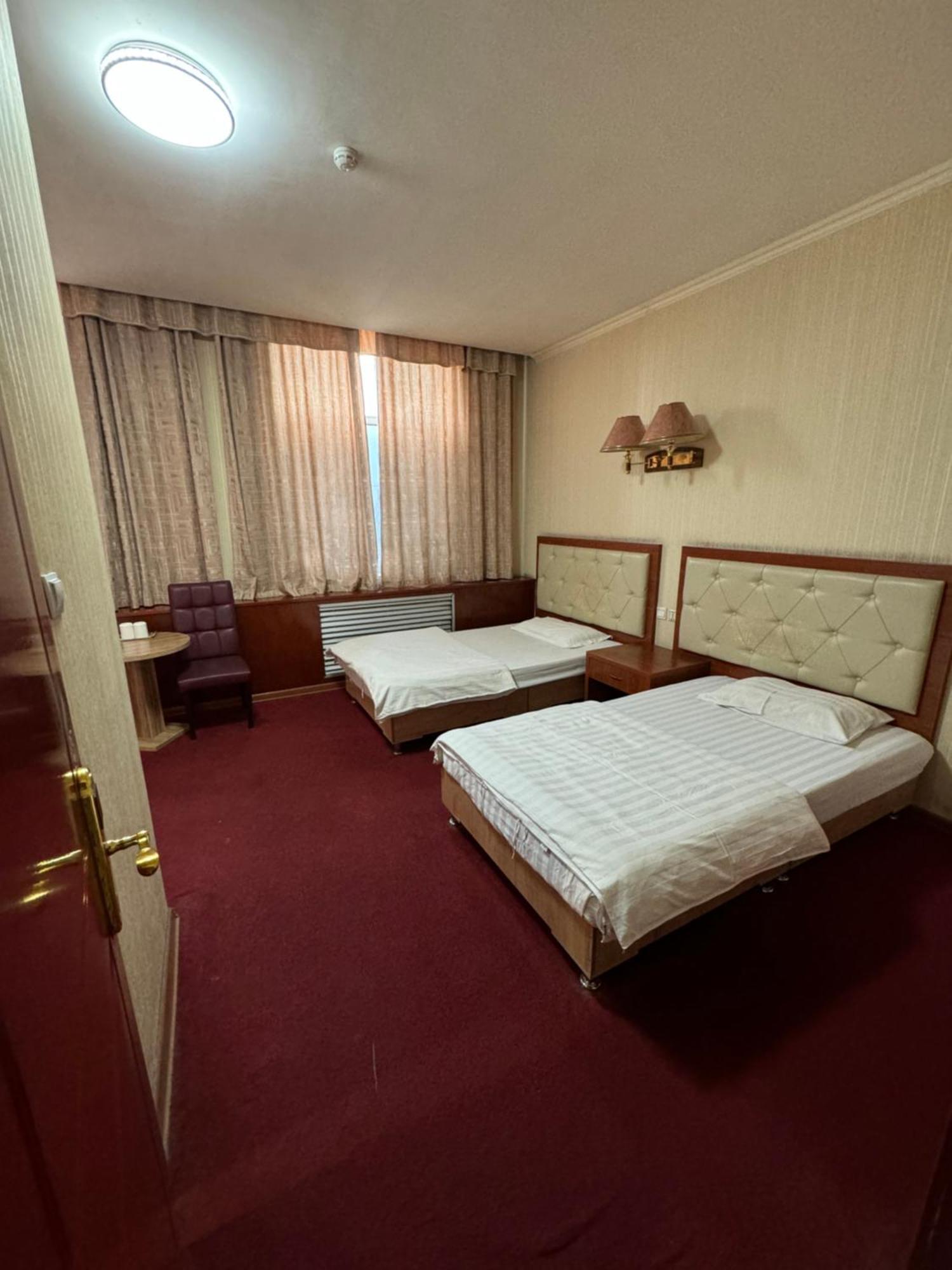 Zolotoi Drakon Hotel Αλμάτι Εξωτερικό φωτογραφία