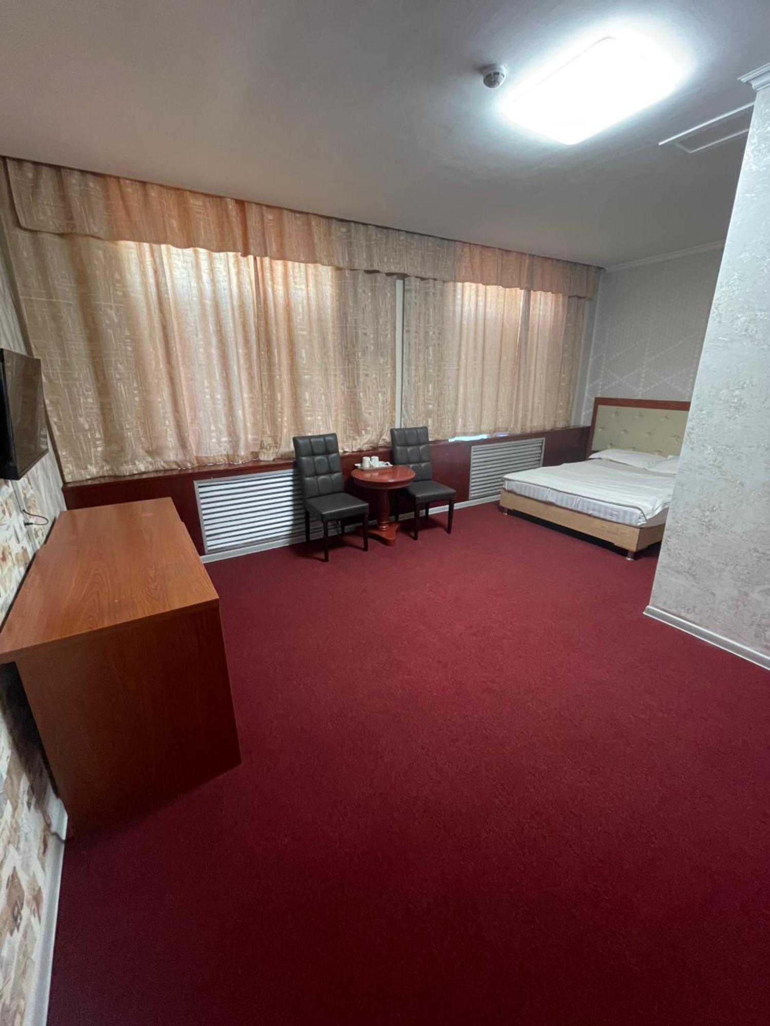 Zolotoi Drakon Hotel Αλμάτι Εξωτερικό φωτογραφία