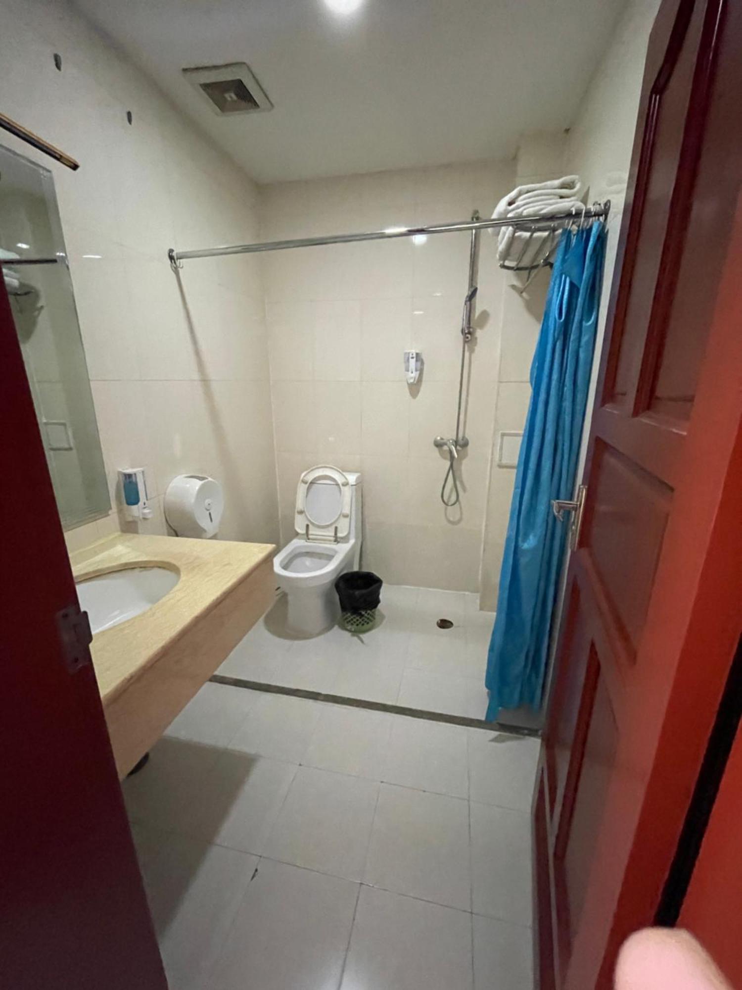 Zolotoi Drakon Hotel Αλμάτι Εξωτερικό φωτογραφία