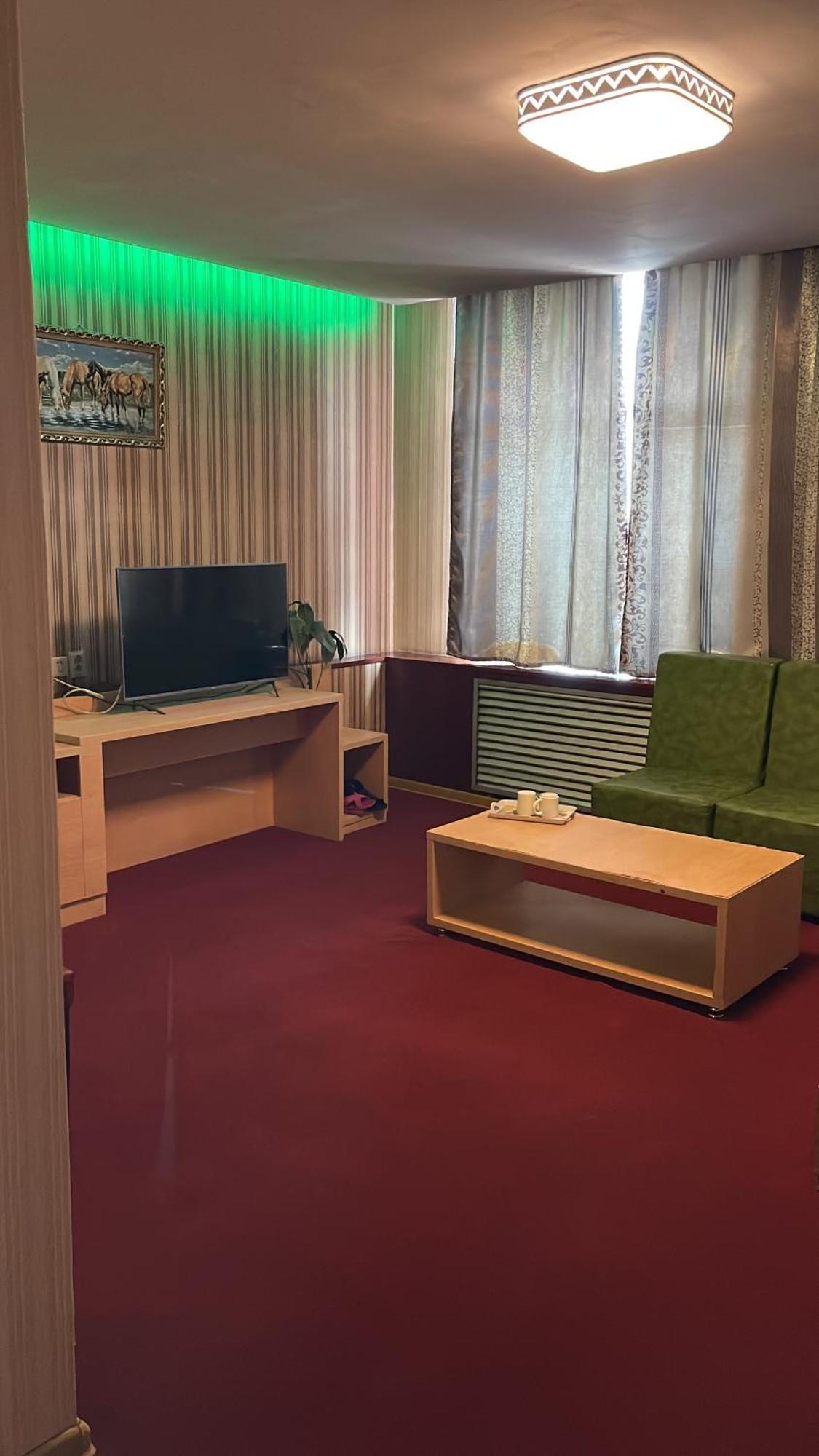 Zolotoi Drakon Hotel Αλμάτι Εξωτερικό φωτογραφία
