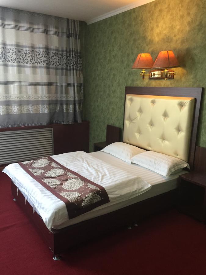 Zolotoi Drakon Hotel Αλμάτι Εξωτερικό φωτογραφία